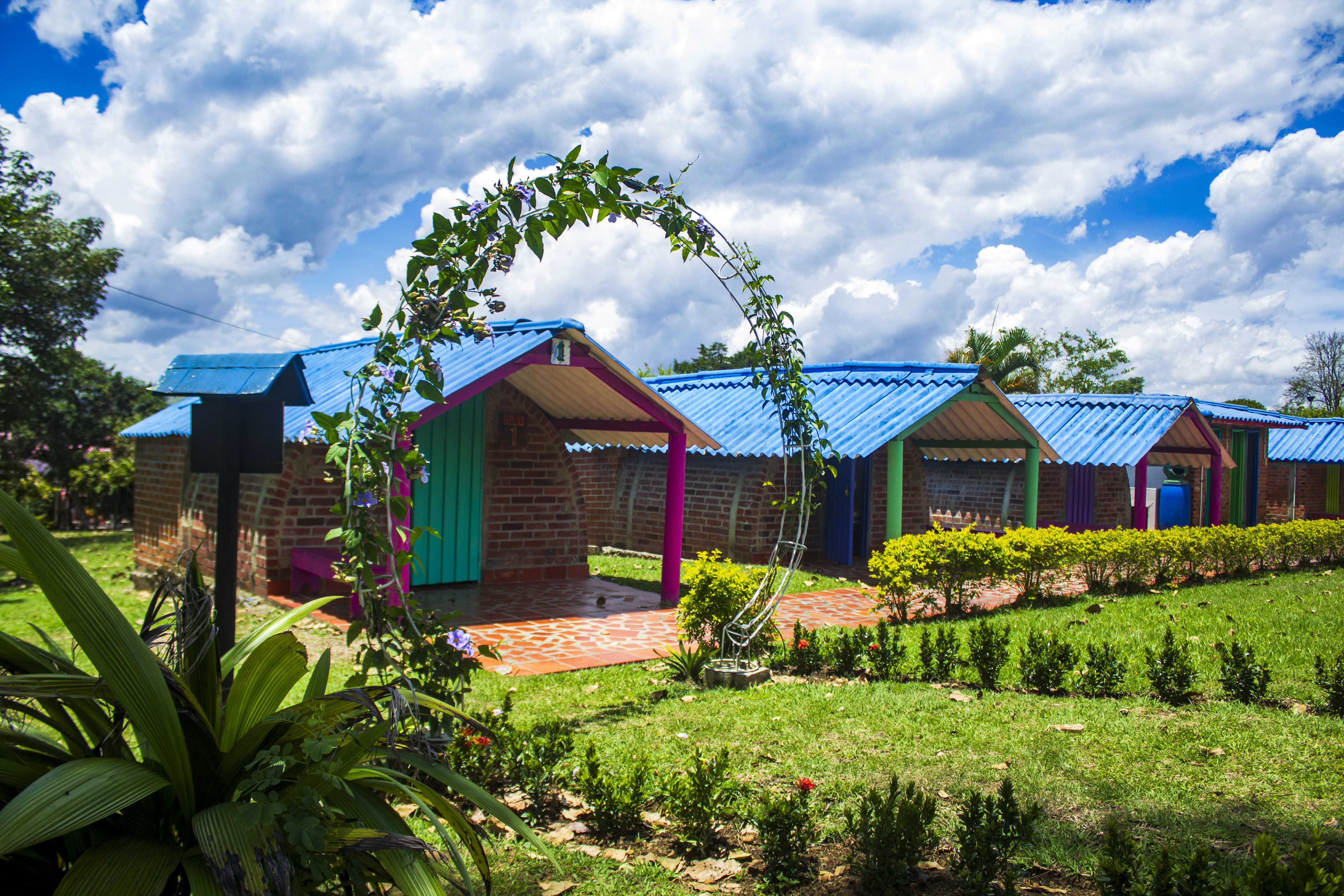 Exterior IGLÚ Moderno